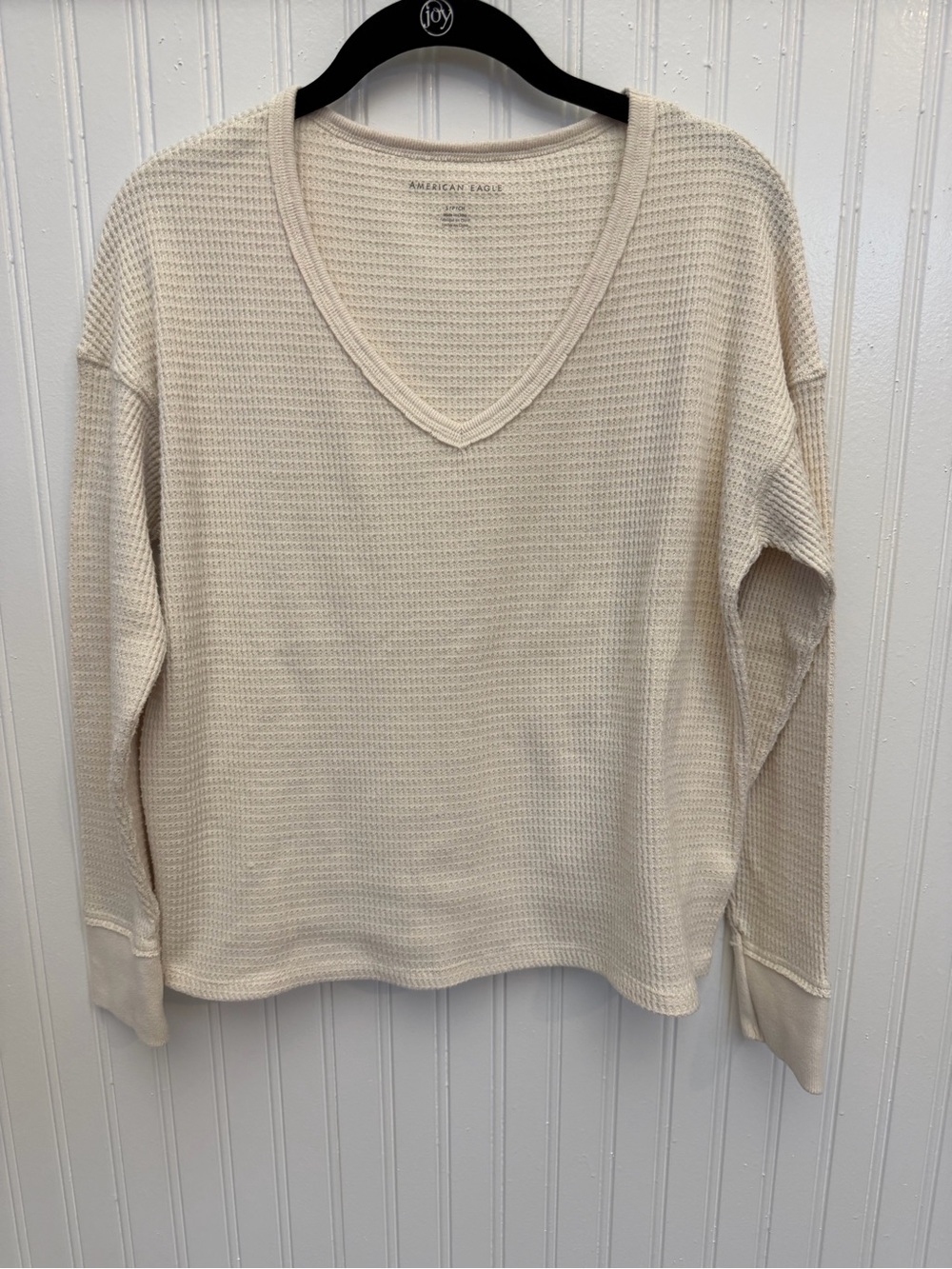 American Eagle Outfitters Cream Waffle V-Neck Sweater Knit